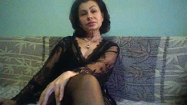 Snapshot of Mat_Elenore chatting on December 28, 7:11 am Mat Elenore online show from December 28, 7:11 am