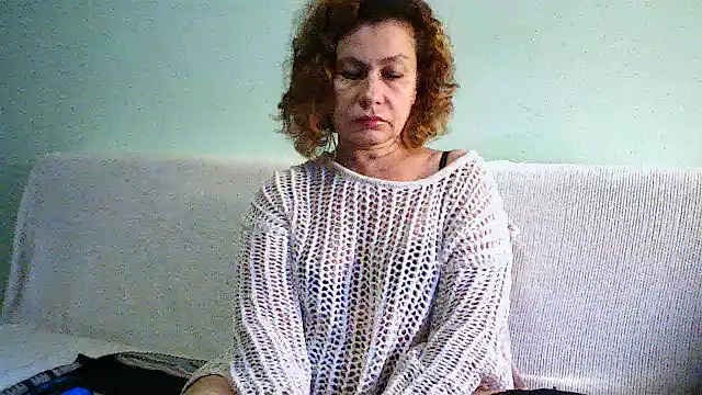 Snapshot of Mat_Elenore chatting on October 21, 6:47 am Mat Elenore online show from October 21, 6:47 am