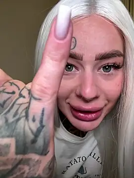 bambixboo online show from January 7, 6:10 pm