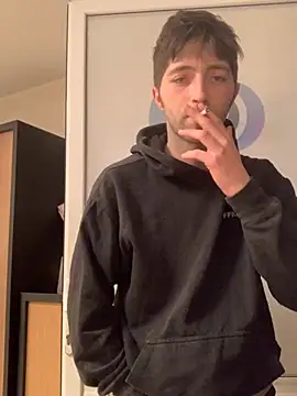 GuillaumebeauZizi online show from February 7, 7:17 pm