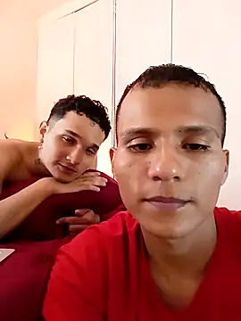 Snapshot of jaylen_and_duke chatting on September 22, 6:10 pm jaylen and duke online show from September 22, 6:10 pm