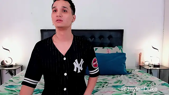 jaylen and duke online show from December 5, 11:08 am