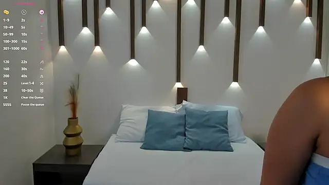 megan cooper28 online show from March 12, 10:39 pm