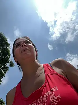 Snapshot of Yuliana016 chatting on January 31, 6:25 pm Yuliana016 online show from January 31, 6:25 pm