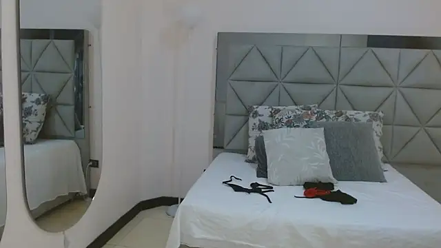 genesis moretz online show from March 1, 3:41 am