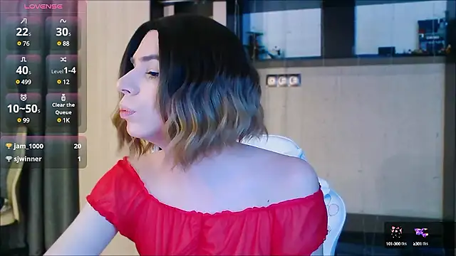 FemAlexa  online show from December 4, 2:37 pm