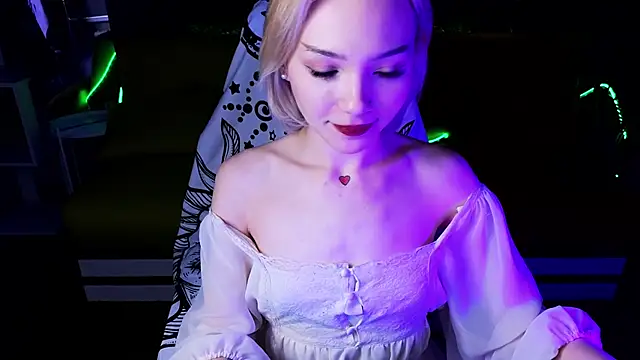 Snapshot of SandraBoyl chatting on December 30, 4:31 am SandraBoyl online show from December 30, 4:31 am