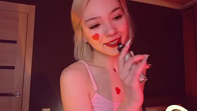 Snapshot of SandraBoyl chatting on February 11, 4:01 am SandraBoyl online show from February 11, 4:01 am