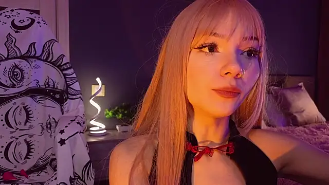 Snapshot of SandraBoyl chatting on March 3, 1:10 am SandraBoyl online show from March 3, 1:10 am