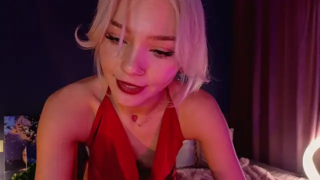 Snapshot of SandraBoyl chatting on March 14, 7:48 am SandraBoyl online show from March 14, 7:48 am