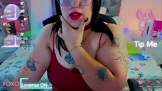 NatalieHarris online show from April 29, 5:52 pm