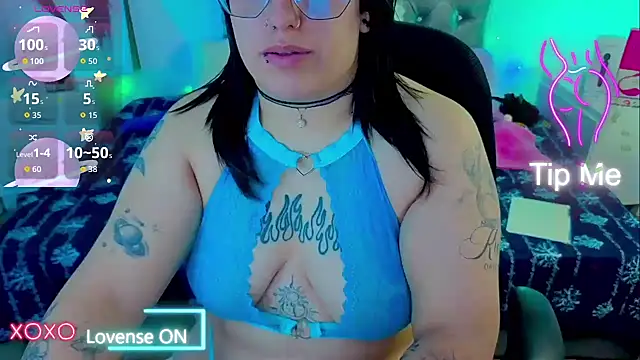 NatalieHarris online show from June 12, 5:45 pm