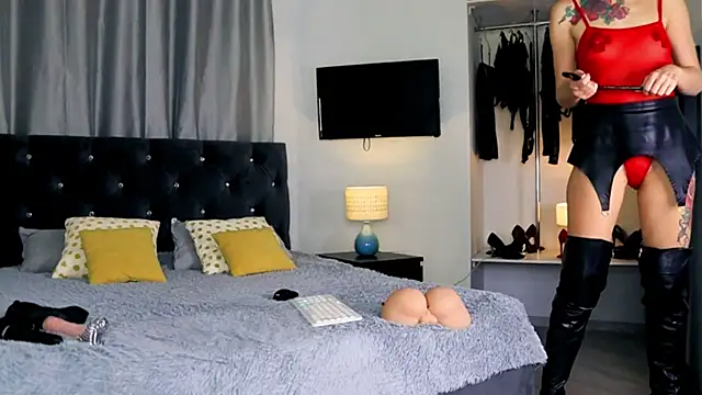 InvitingTina online show from November 11, 3:17 am