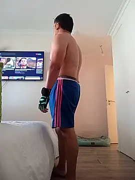 Snapshot of LusoCol chatting on November 5, 1:33 pm LusoCol online show from November 5, 1:33 pm