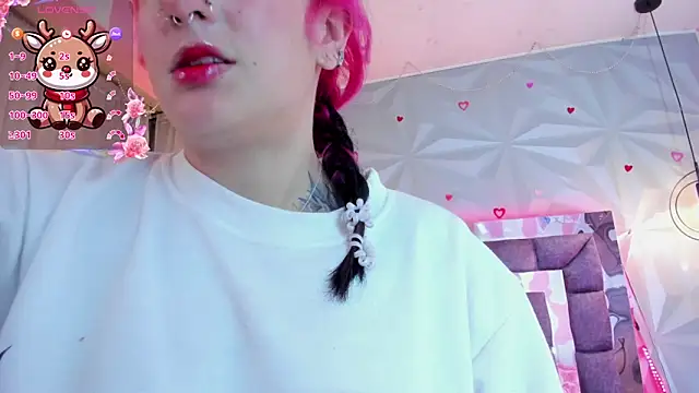 Snapshot of Candy_morgan412 chatting on December 17, 12:11 pm Candy morgan412 online show from December 17, 12:11 pm