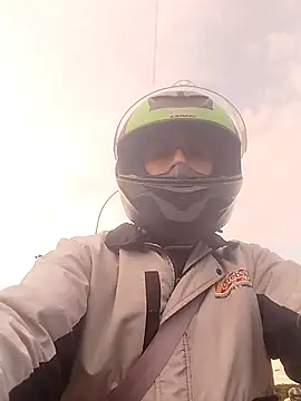 Rejy1992 online show from November 13, 10:30 pm