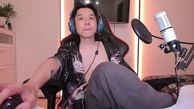 Snapshot of wexlee7 chatting on November 30, 11:42 pm wexlee7 online show from November 30, 11:42 pm