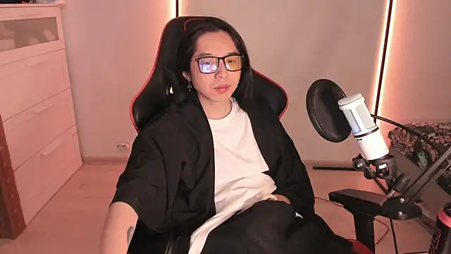 wexlee7 online show from January 8, 11:51 pm