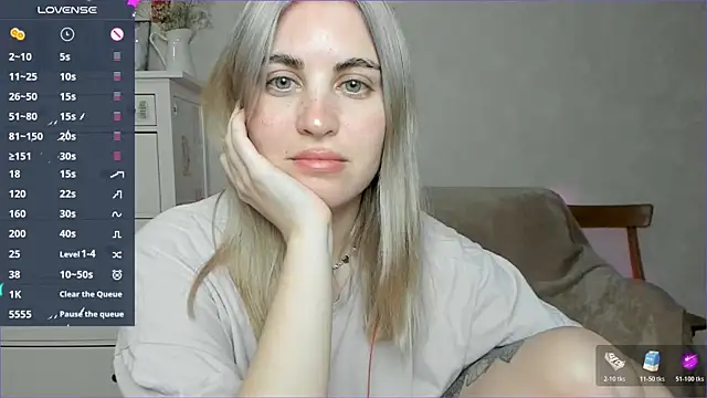 pawpaws online show from December 5, 6:44 am