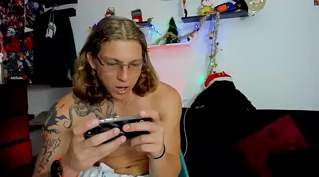 Tom Krakow online show from December 12, 9:37 pm