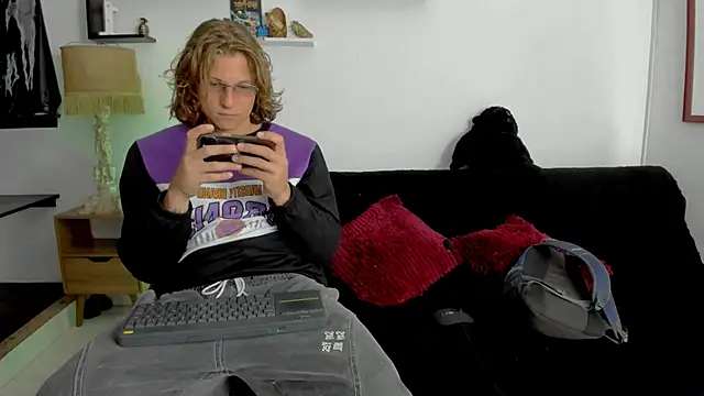 Tom Krakow online show from January 15, 8:37 pm