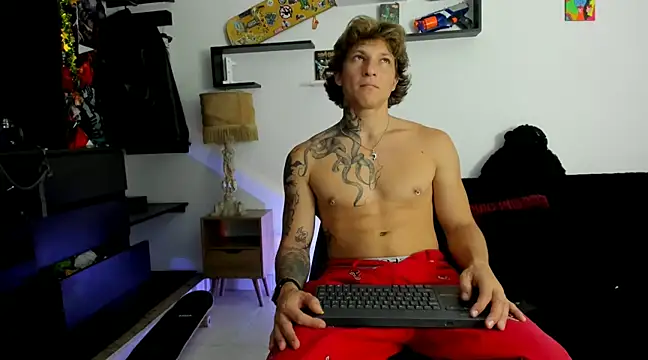 Tom Krakow online show from February 28, 9:01 pm