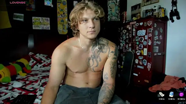 Tom Krakow online show from October 25, 9:09 pm