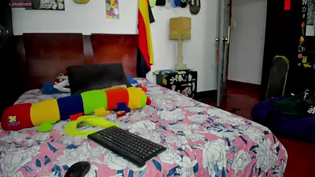 Tom Krakow online show from December 1, 3:28 pm