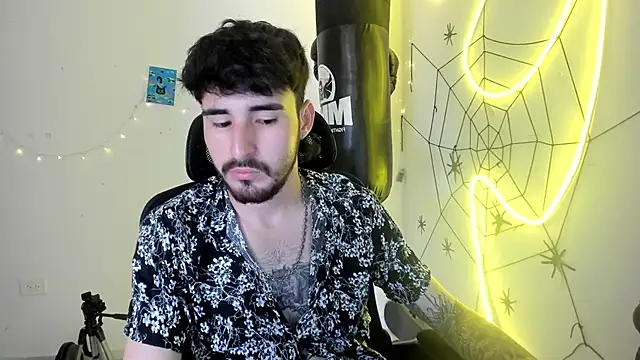 DmitriSanders online show from January 18, 4:44 pm