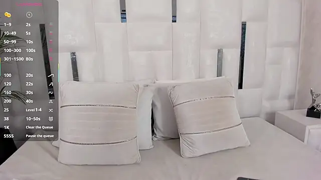 imkrystall online show from December 22, 9:23 pm