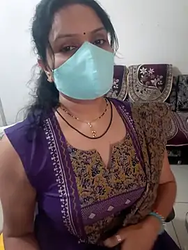 Snapshot of khushikhushi chatting on May 25, 8:42 am khushikhushi online show from May 25, 8:42 am
