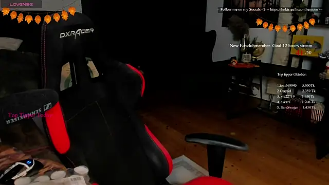 Lisaonthemoon online show from October 16, 5:58 pm