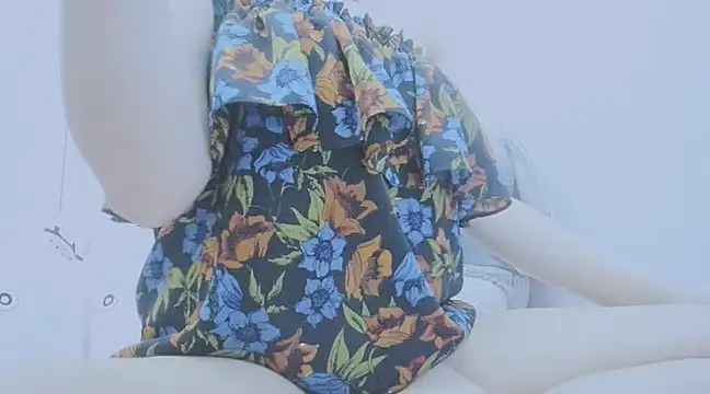 Snapshot of Linh_diudang chatting on December 26, 2:27 pm Linh diudang online show from December 26, 2:27 pm