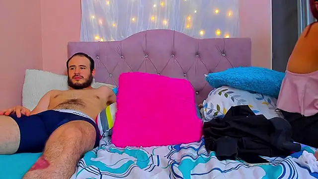 CoupleLatinXXX online show from February 25, 8:30 pm