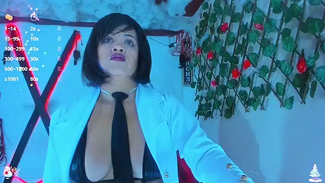 Snapshot of jena_derboo chatting on January 10, 9:55 am jena derboo online show from January 10, 9:55 am