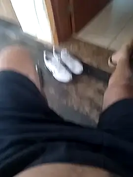 Snapshot of dredre1069 chatting on January 20, 9:01 pm dredre1069 online show from January 20, 9:01 pm