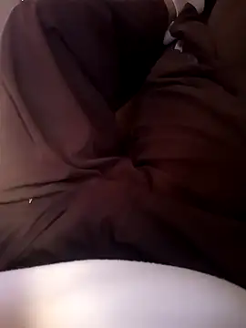 Snapshot of dredre1069 chatting on October 20, 8:42 pm dredre1069 online show from October 20, 8:42 pm