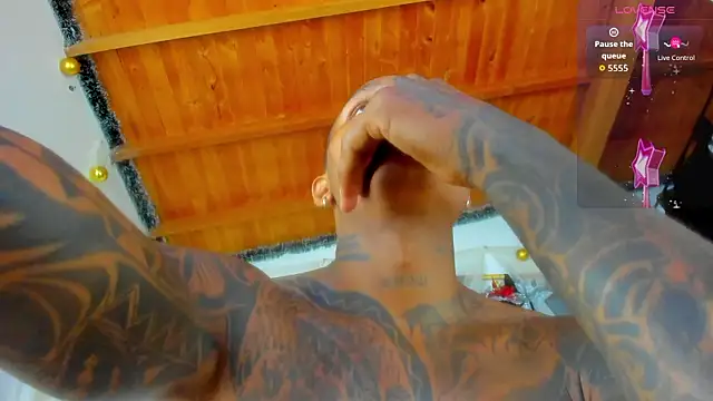 esteveen ortegas  online show from February 1, 1:37 am