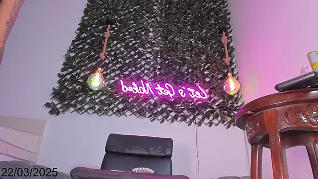 Snapshot of Brianna_Stars chatting on March 22, 8:26 pm Brianna Stars online show from March 22, 8:26 pm