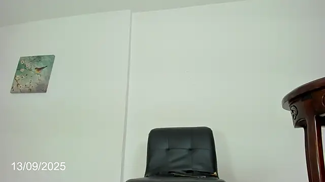 Snapshot of Brianna_Stars chatting on September 13, 8:52 pm Brianna Stars online show from September 13, 8:52 pm