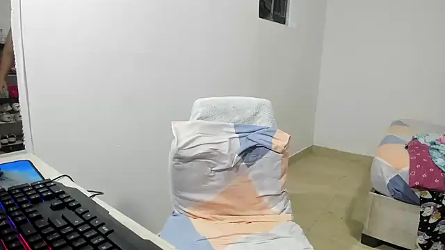 big small h0rny  online show from March 6, 12:18 am