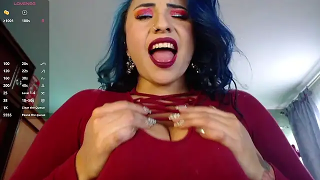 black wiidow online show from January 30, 8:53 pm