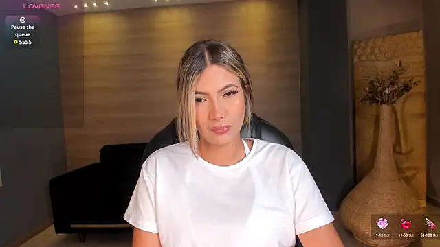 StacyEvansX online show from March 21, 10:28 am