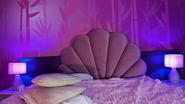 Lezy  online show from January 20, 10:48 pm