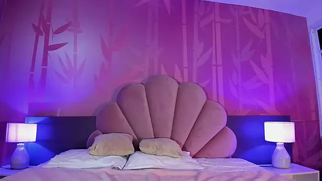 Lezy  online show from January 26, 7:41 pm