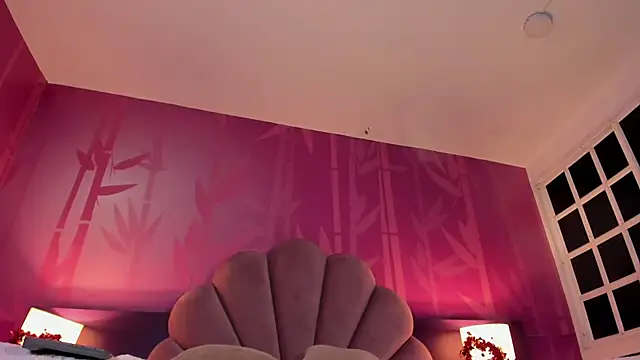 Lezy  online show from February 24, 9:41 pm