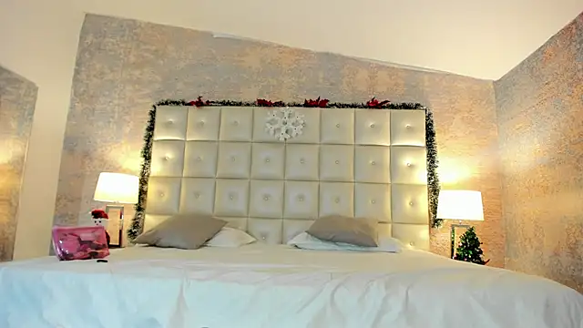 Lezy  online show from December 21, 7:32 pm