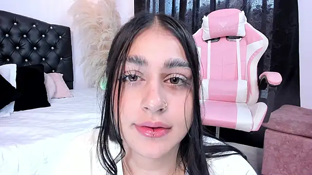 GabyRhodes online show from December 1, 4:29 pm