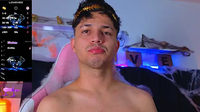 Issac james  online show from October 26, 5:46 am