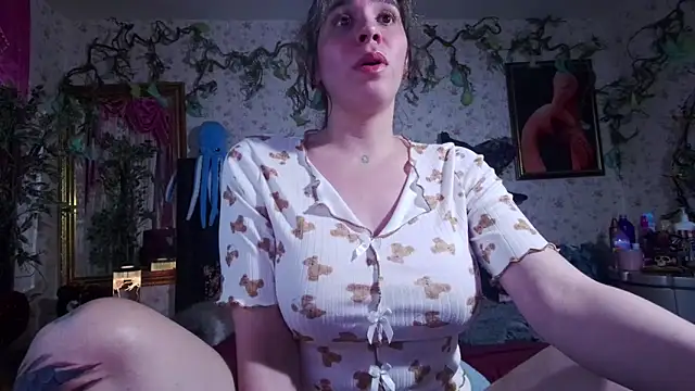 Snapshot of Elizabeth77_ chatting on October 11, 9:13 pm Elizabeth77 online show from October 11, 9:13 pm